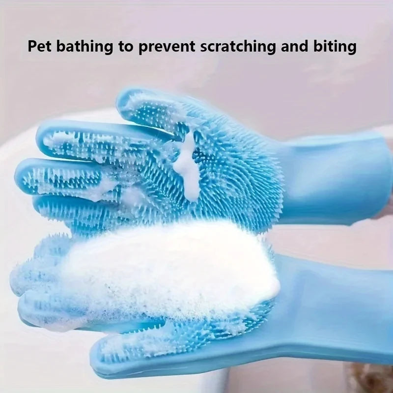 Textured silicone bathing gloves with shampoo foam