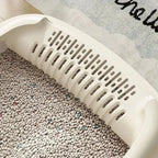 Vented low front step on high-sided litter box