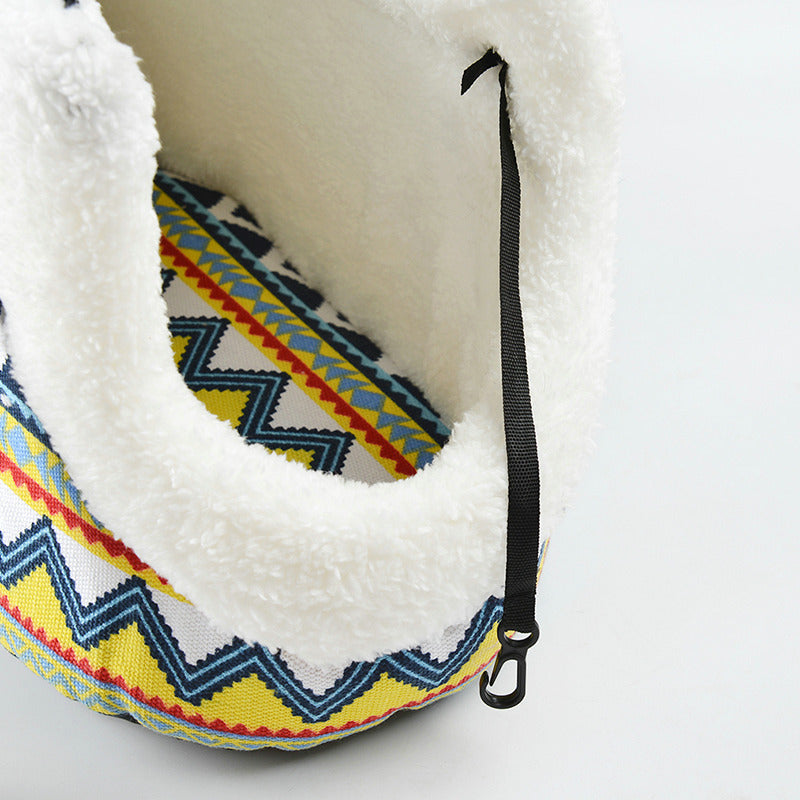Pet carrier shoulder-carry view
