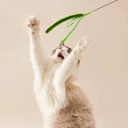 Flexible Leaf Cat Teaser Wand — product view 2