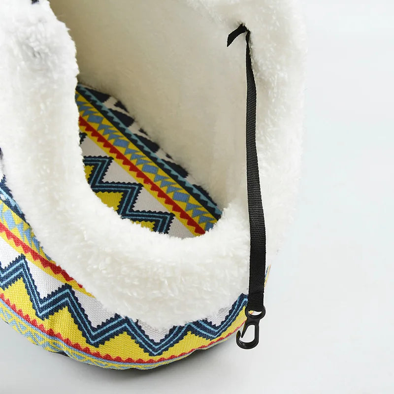 Printed pet carrier carry-handle detail